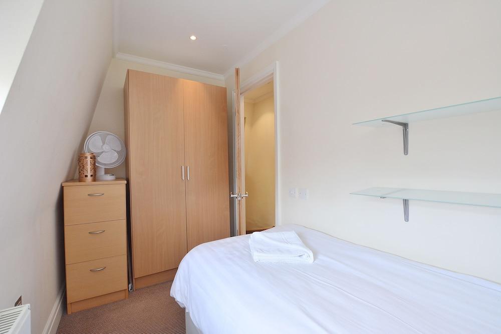 William Mews Townhouse