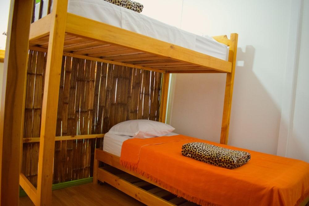 Hostal Don Jose - Hostel
