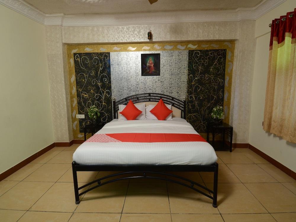 OYO 17368 Ranibagh Palace