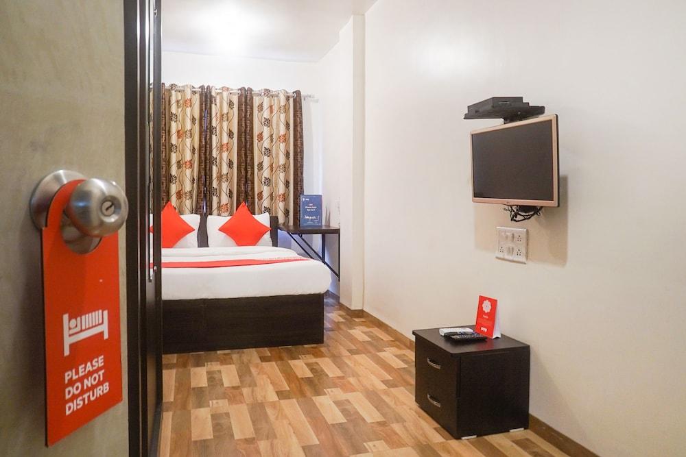 OYO 14929 River View