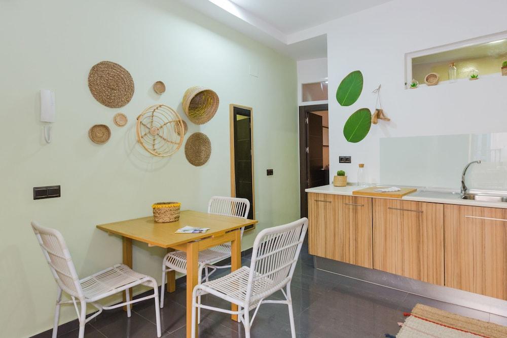 Apartamento Picasso Balcony