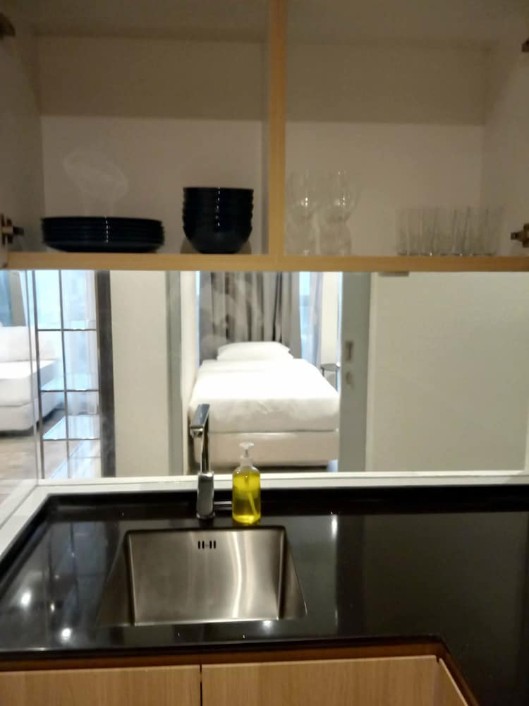 Expressionz Professional Suites by iHost Homes 2