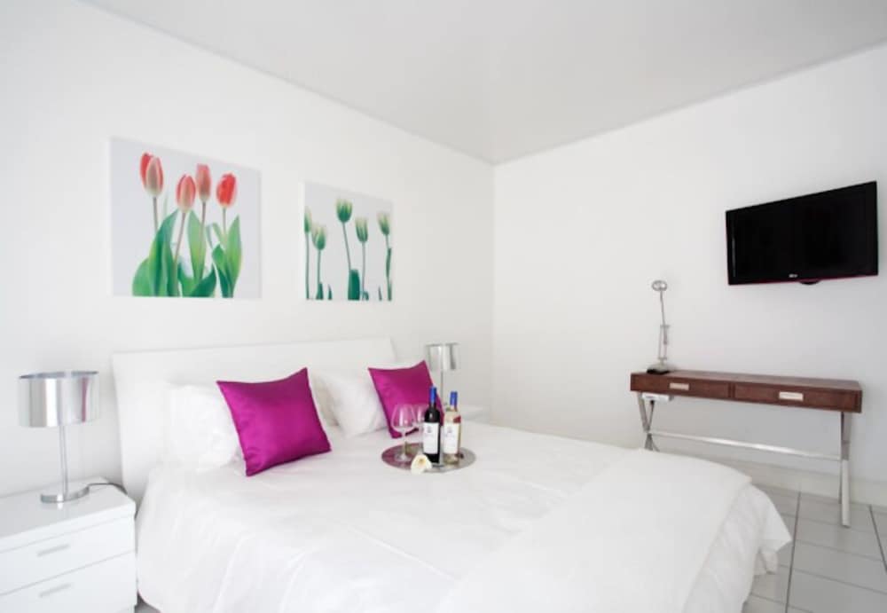 Allee Bleue Hospiltality