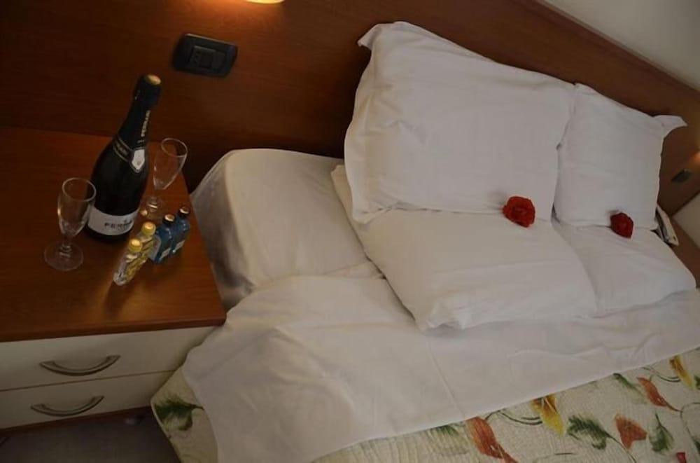 Hotel Residence Domus