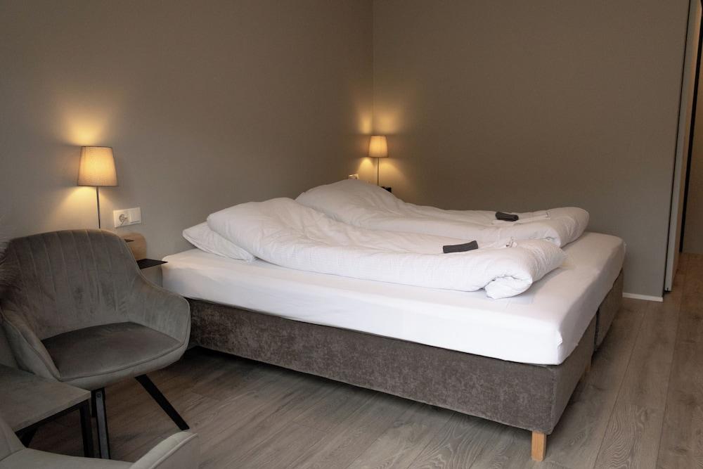 Urðartindur Guesthouse