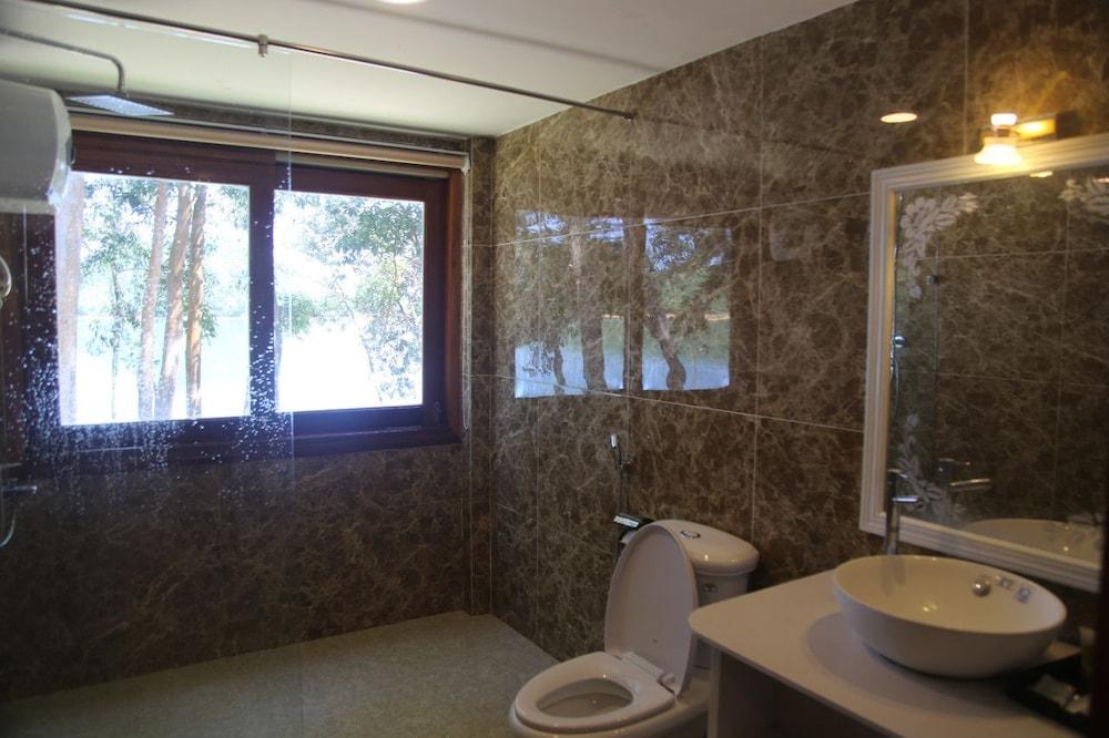 Phu Ninh Lake Resort