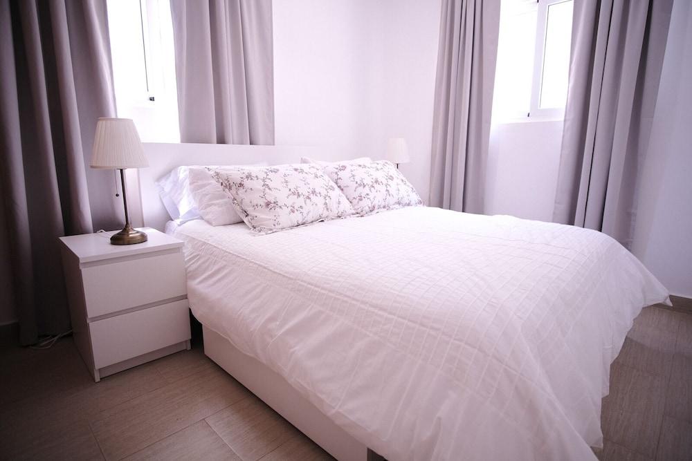 Oceanfront New Condo on the Beach