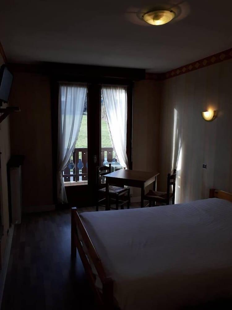 Au Logis de L' Arbizon