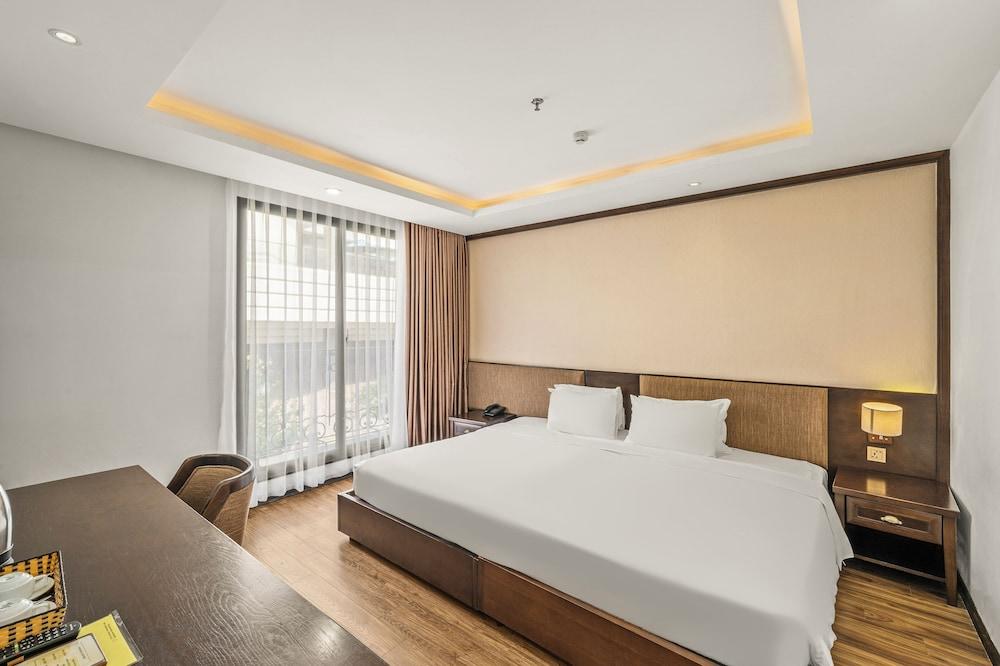 Palazzo Da Nang Beach Hotel