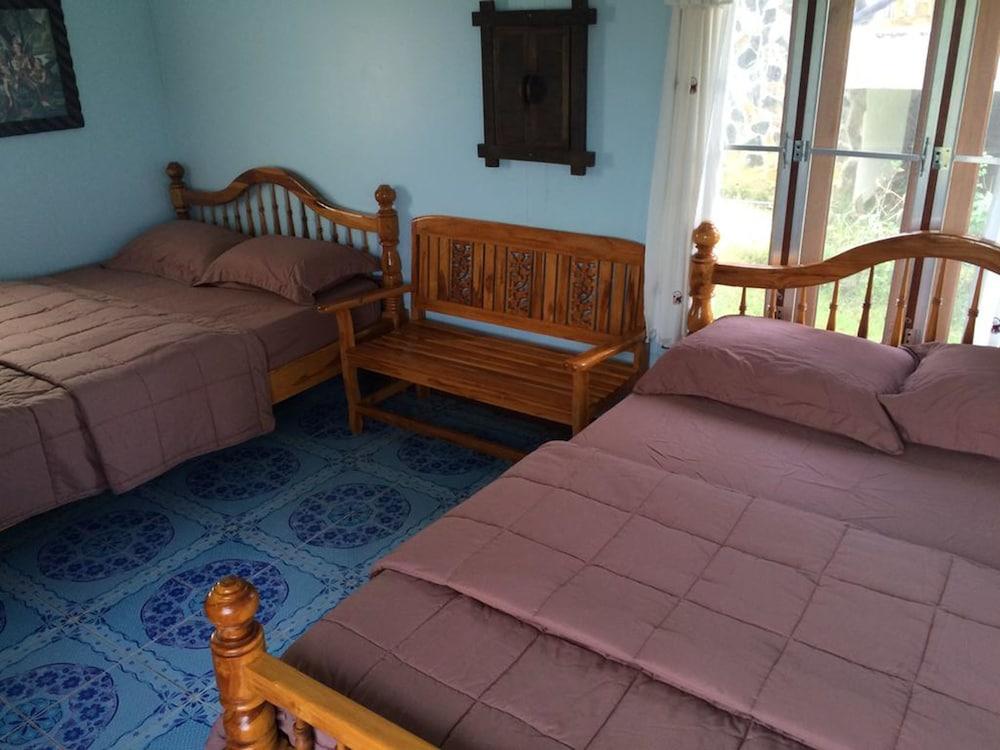 Indah Garden Hill Resort