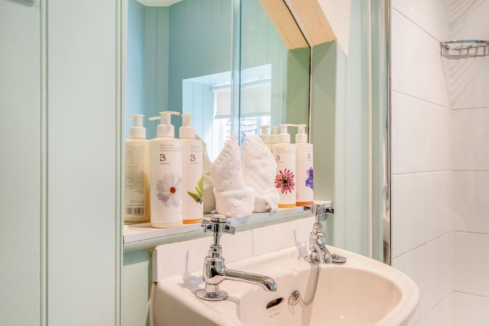 Patience - Tiger Inn