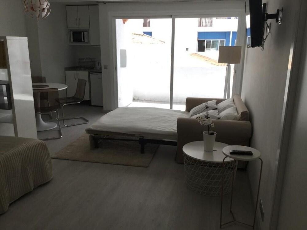 Banus Beach Studio