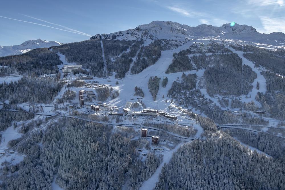 Yourtes Camping Le Reclus