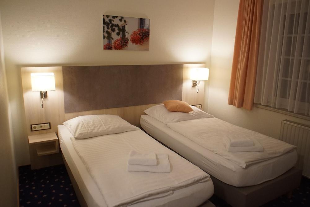 Hotel und Gasthaus zum Eichenkranz