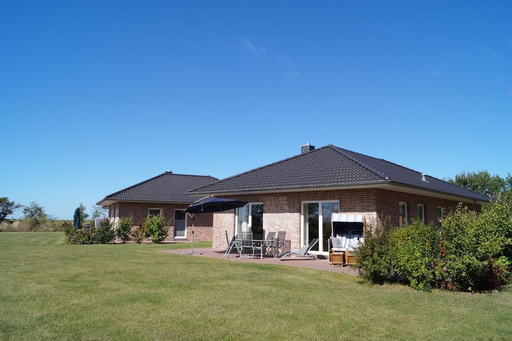 Strandleben Fehmarn - Ferienwohnung West