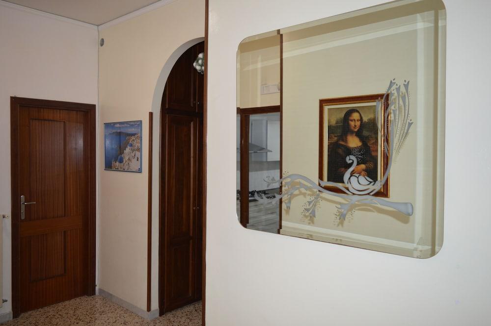 Gallery image 1