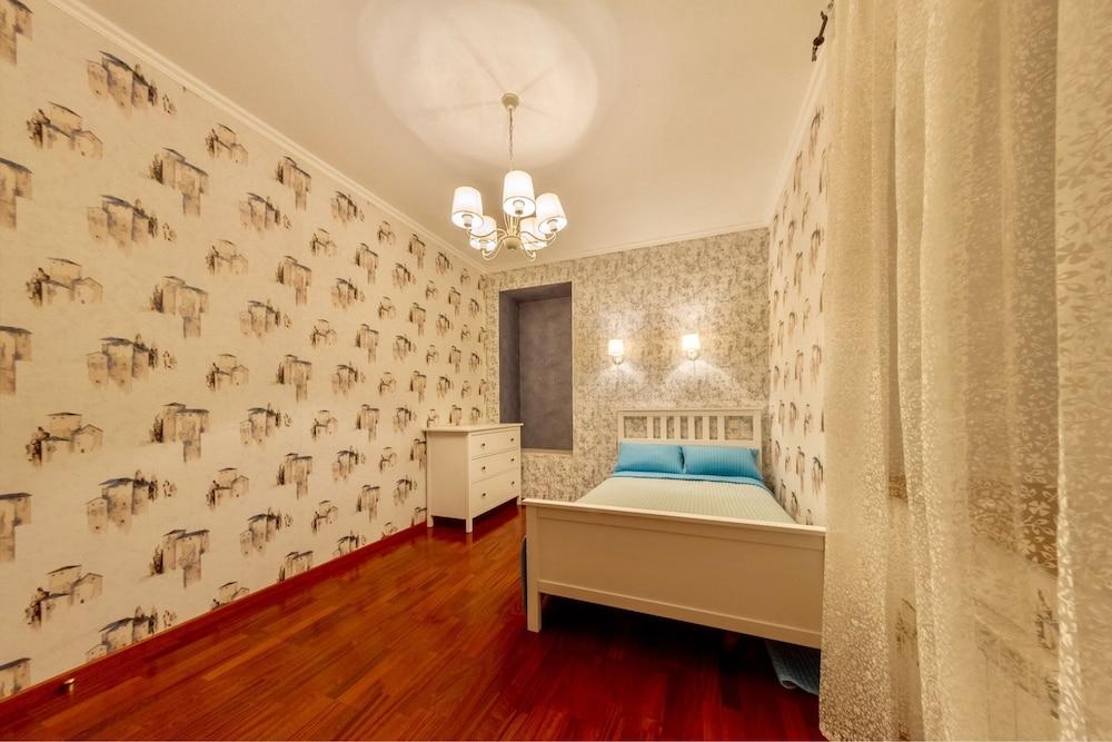 hth24 apartment Vladimirskiy prospect