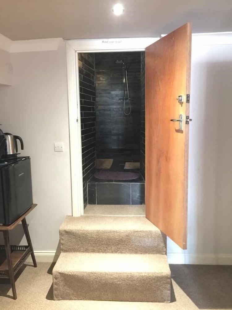 St Leonards Seaside Apartment