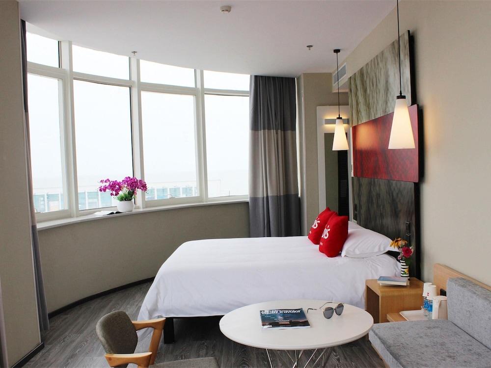 ibis Panjin JIN BO Beach Hotel