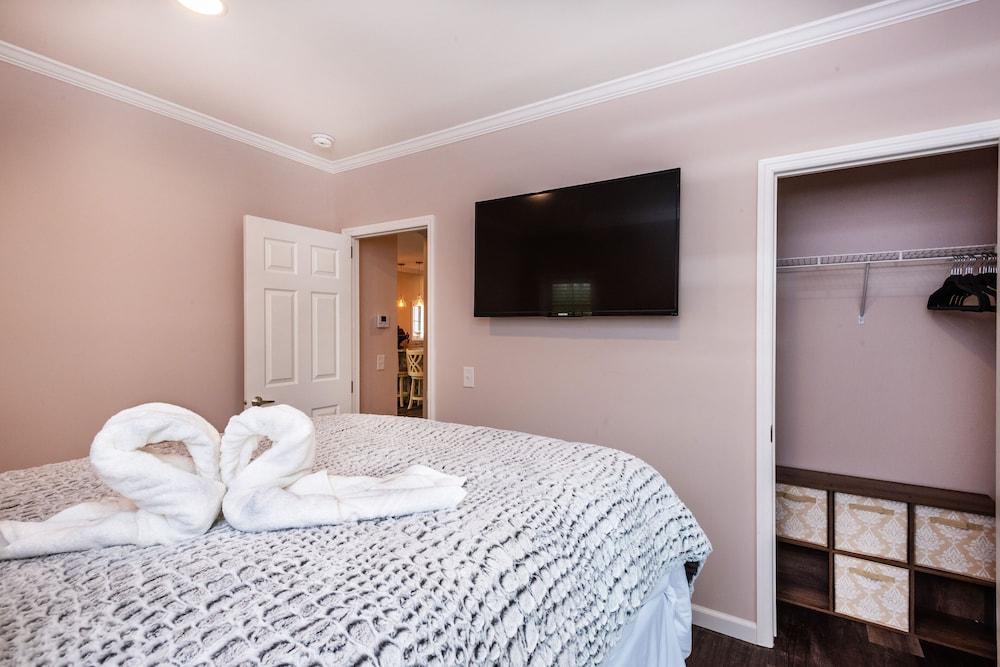 Swan Lake Resort Rentals