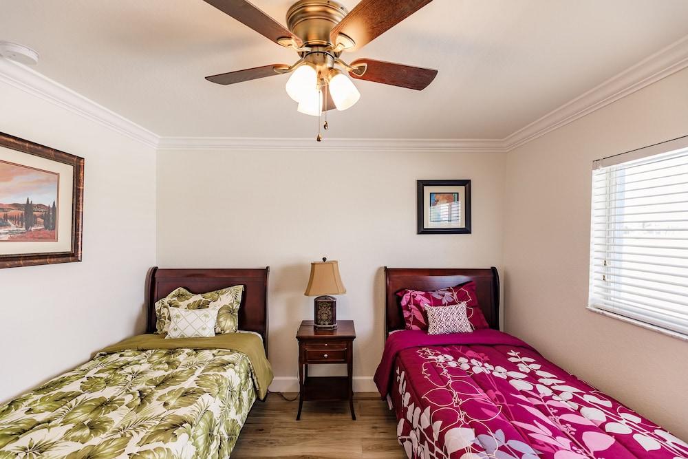 Villa Candy by Pretty Cape Homes