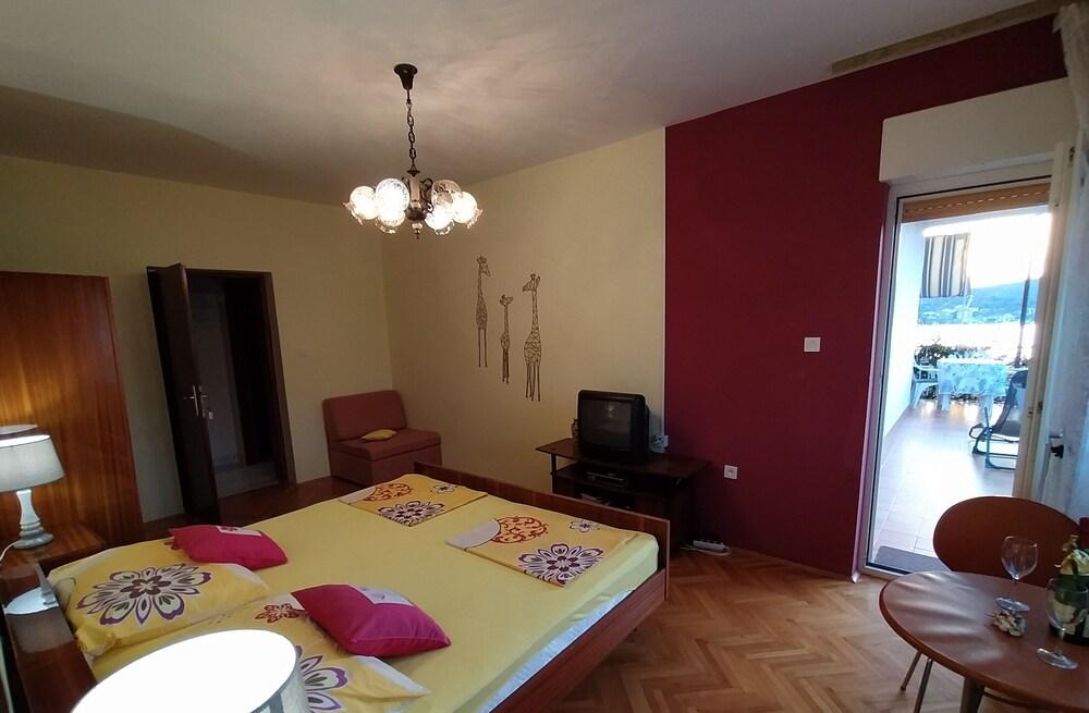 Green Paradise With Magnificent View