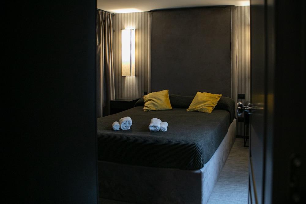 Imbriani Guest House & Suites