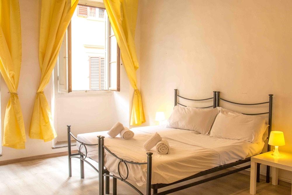 Spacious 4BD Apt Near the Duomo