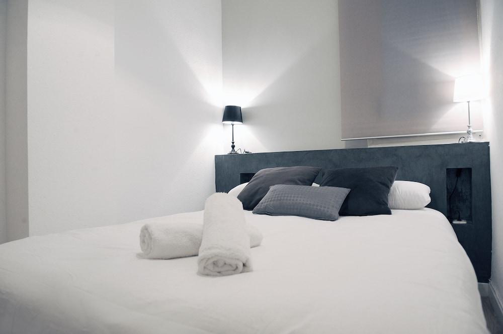 Amazing City Center Apartment