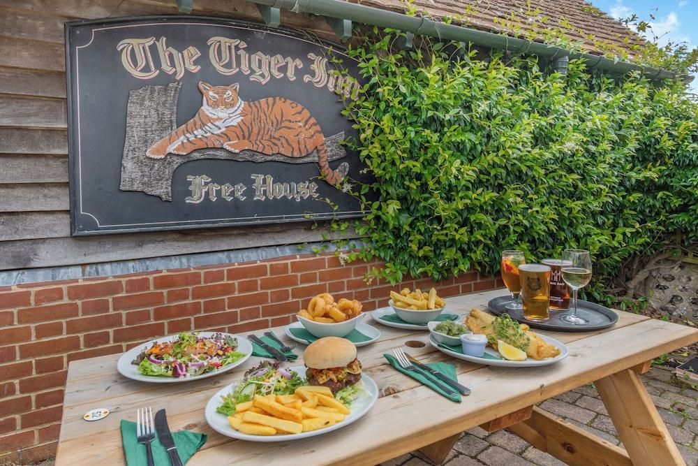 The Garden Room - Tiger Inn