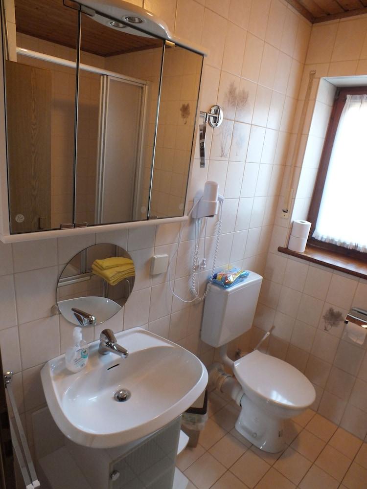 Pension & Reitschule Fuchsenhof