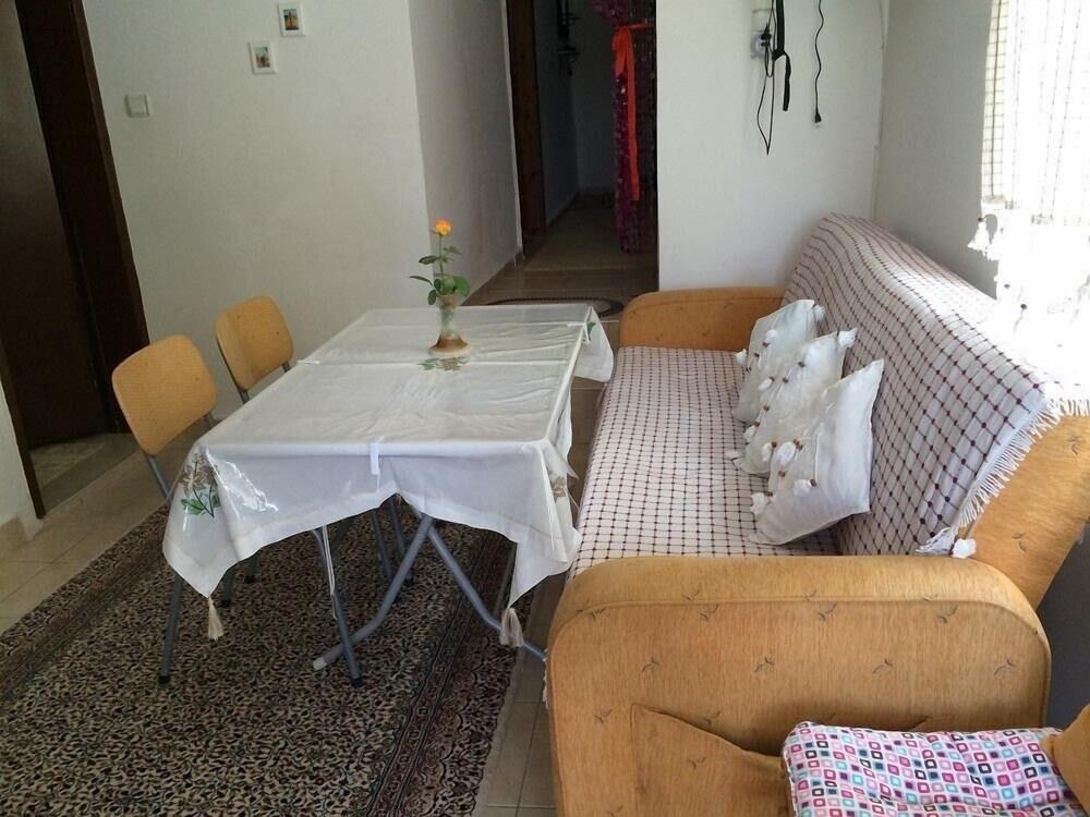 Stone House Natural Life