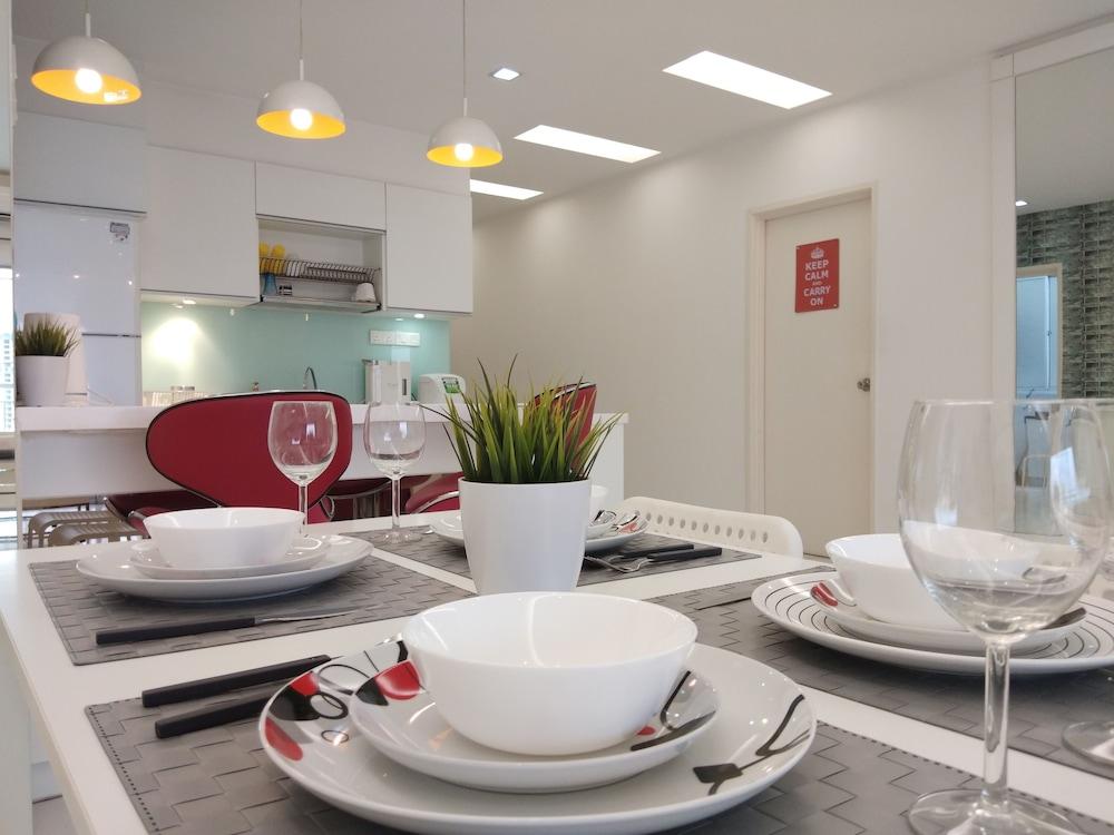 Plaza Manjalara with 2 bedrooms