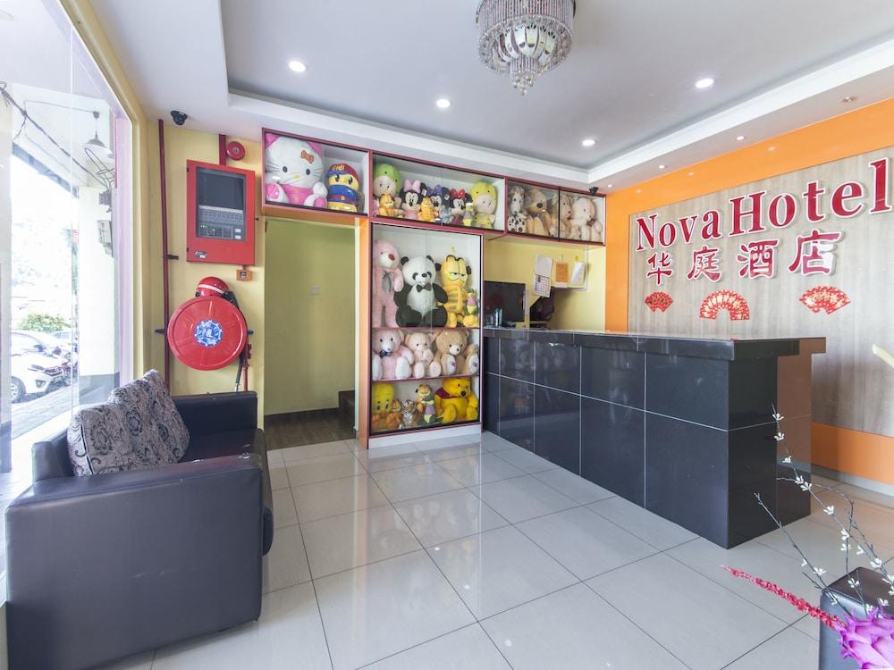 OYO 43934 Nova Hotel