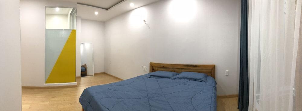 Yellow House Boutique