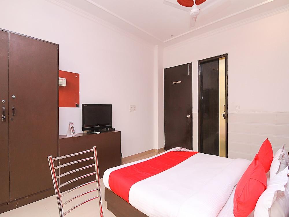 OYO 18851 Smart Signature