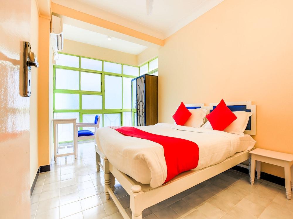 OYO 776 Royal Heritage