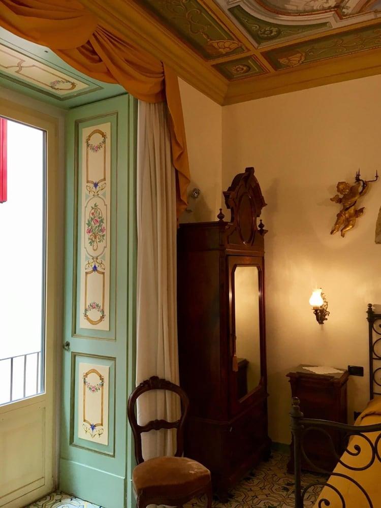 Old Taverna Sorrentina