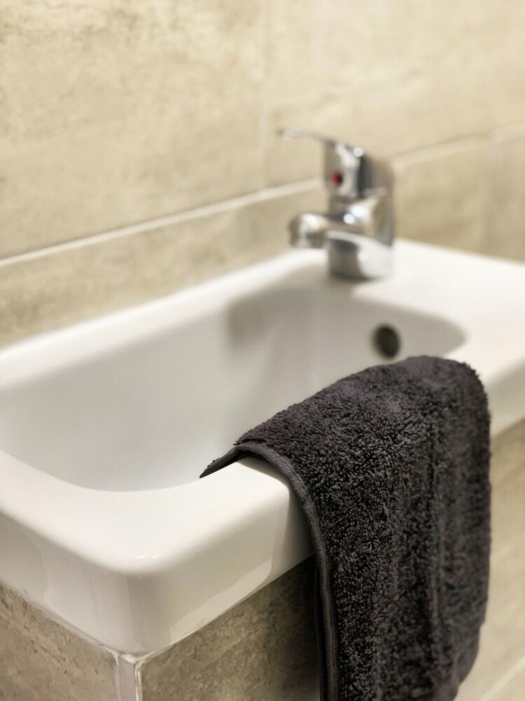 The Baptist Chapel - 5