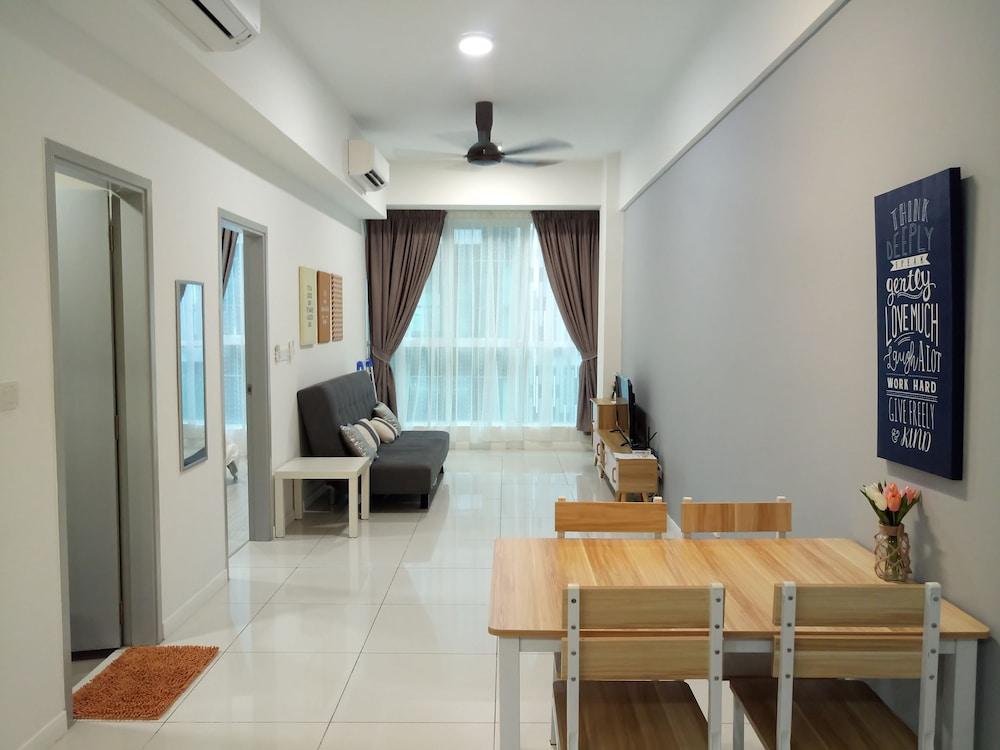 Comfy Home at Sutera Avenue
