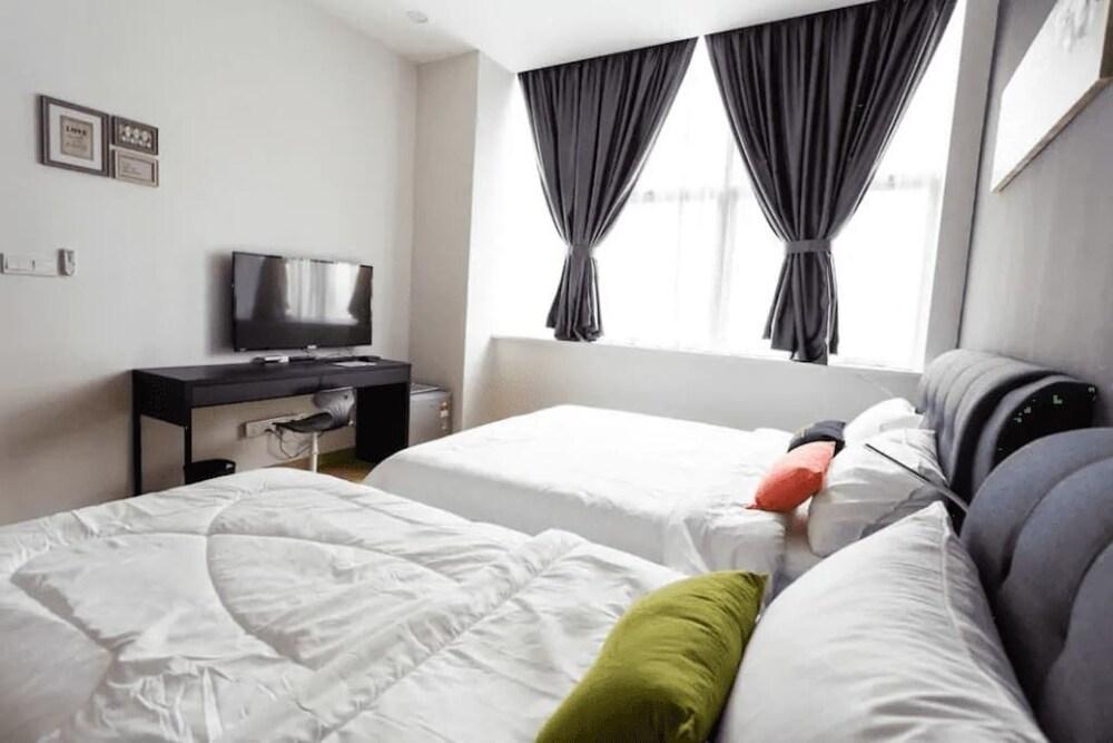 3r2b Bkt Bintang KL Town City by SYNC