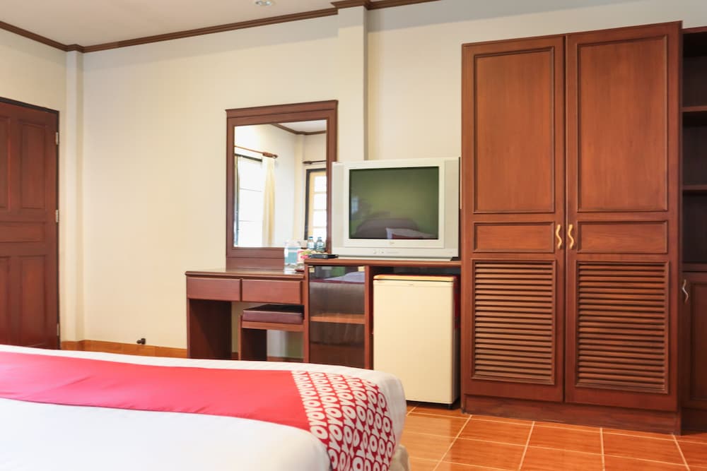 Lanta​ Village​ Resort