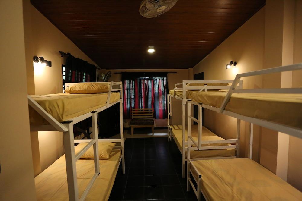 Edwin's Air-port stay