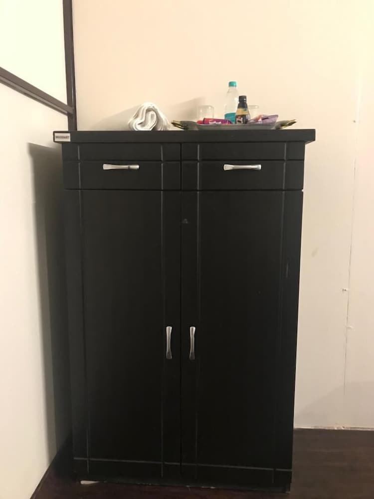 Swachh Room - Hostel