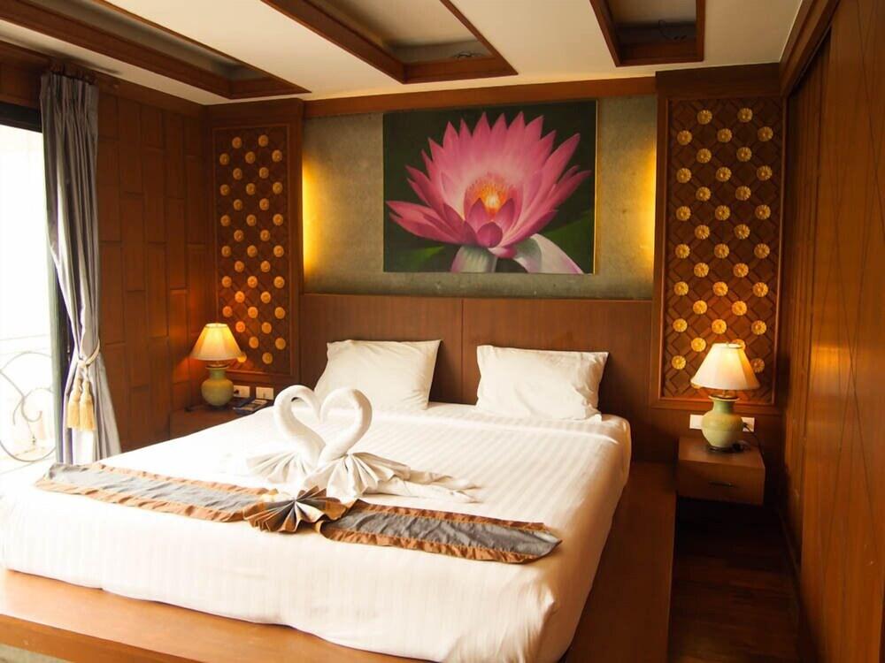 Renoir boutique hotel