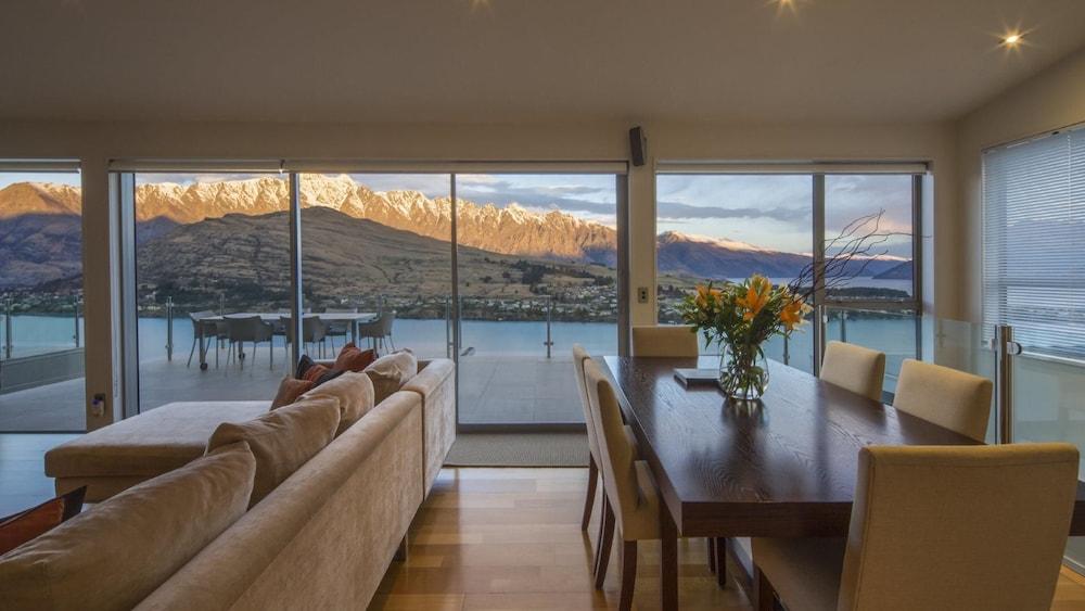 Mountain & Lake Views