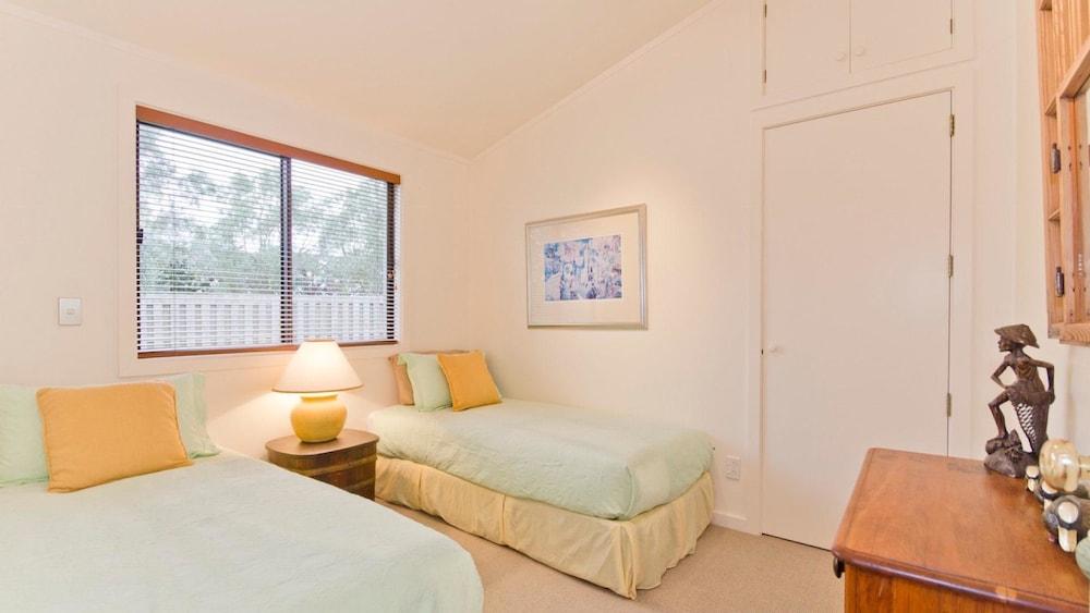 Tora Bay Exclusive Estate