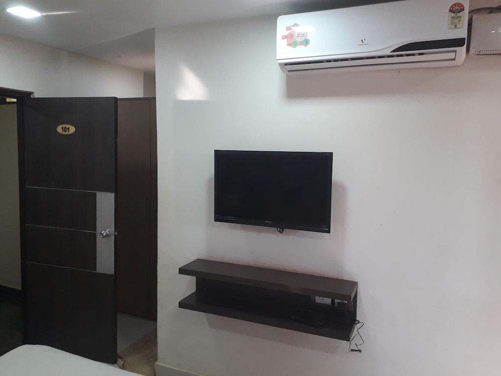 Kasturi International