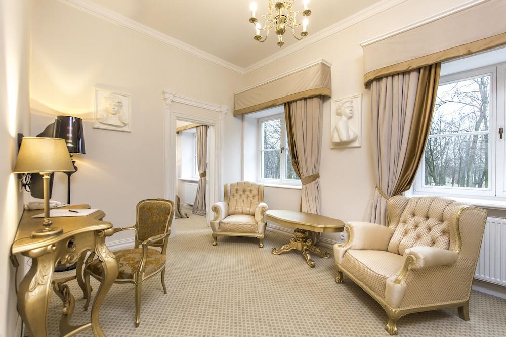 Hotel Pałac Alexandrinum