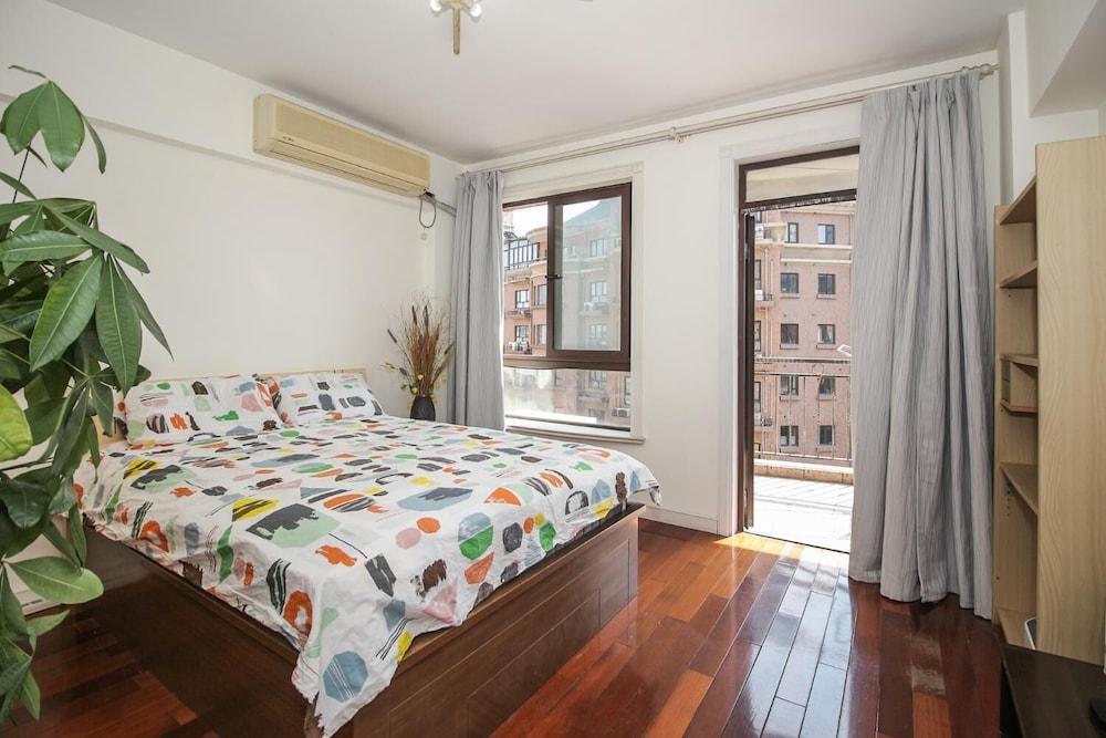 Ellies Apartment Biyun Branch